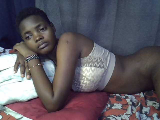 Slender-kerry live cam on BongaCams