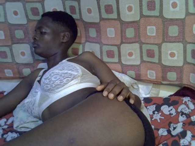 Slender-kerry live cam on BongaCams