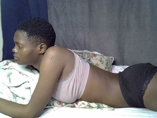 Slender-kerry live cam on BongaCams