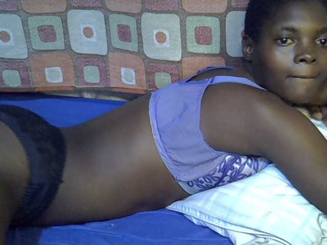 Slender-kerry live cam on BongaCams