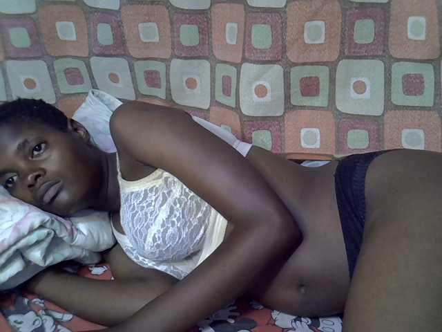 Slender-kerry live cam on BongaCams