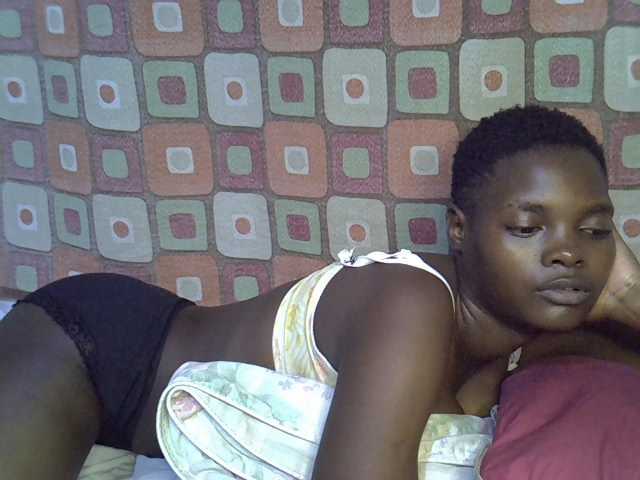 Slender-kerry live cam on BongaCams