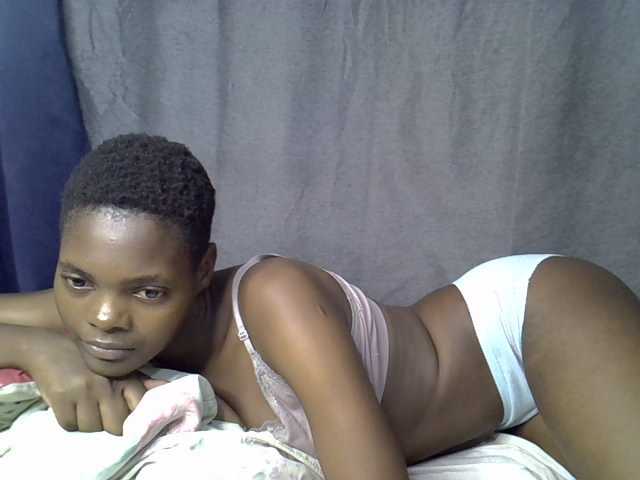 Slender-kerry live cam on BongaCams