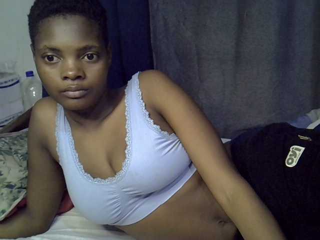 Slender-kerry live cam on BongaCams