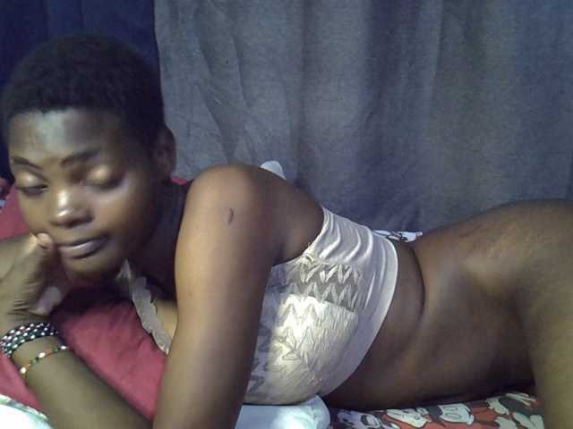 Slender-kerry live cam on BongaCams