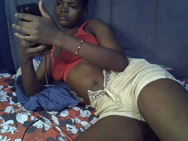 Slender-kerry live cam on BongaCams