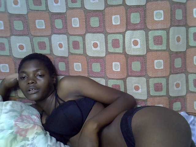 Slender-kerry live cam on BongaCams