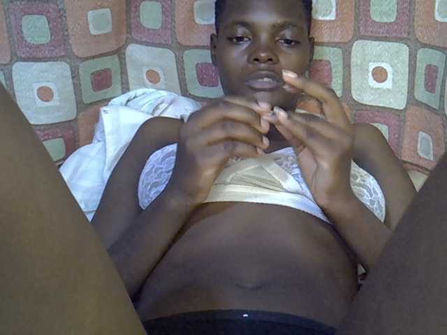 Slender-kerry live cam on BongaCams