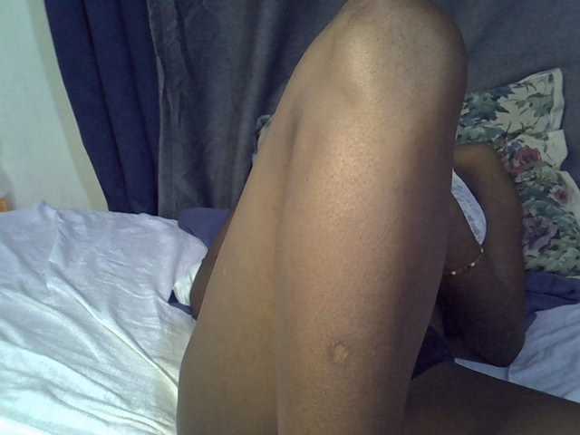 Slender-kerry live cam on BongaCams