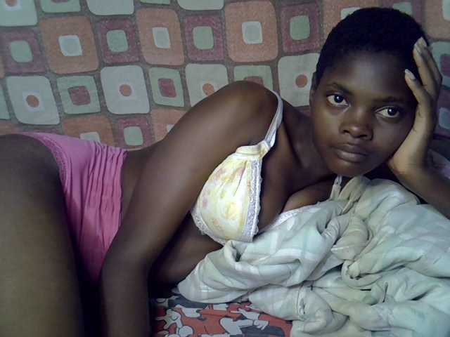 Slender-kerry live cam on BongaCams
