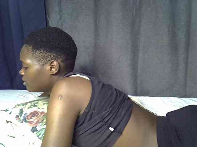 Slender-kerry webcam