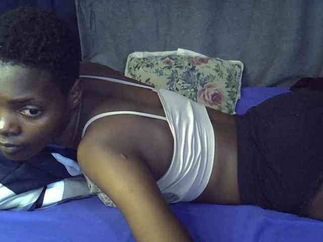 Slender-kerry webcam