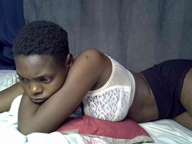 Slender-kerry webcam