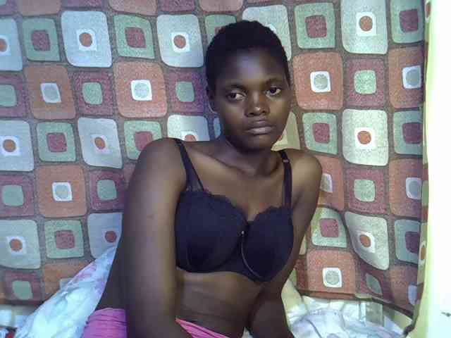Slender-kerry webcam
