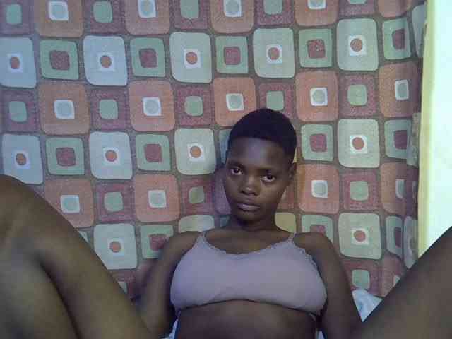 Slender-kerry webcam