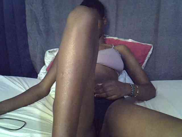 Slender-kerry webcam