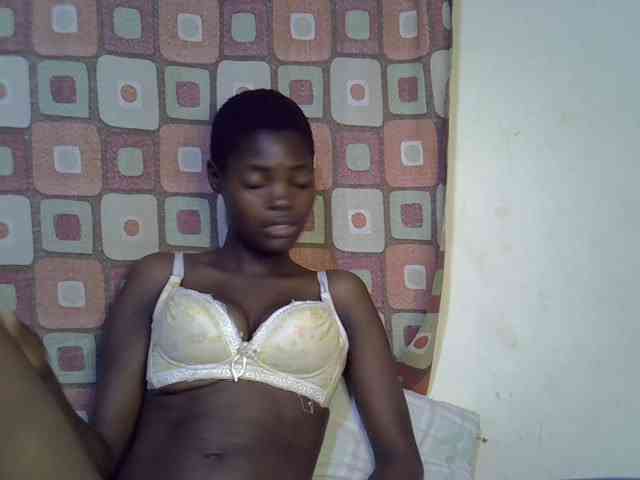 Slender-kerry webcam
