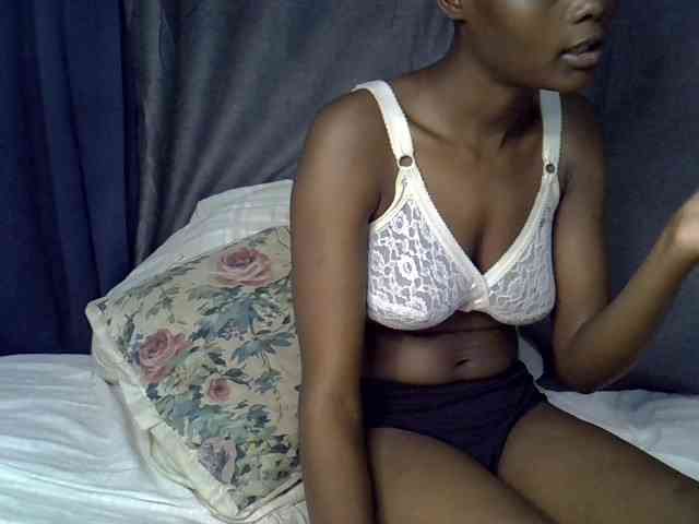 Slender-kerry webcam