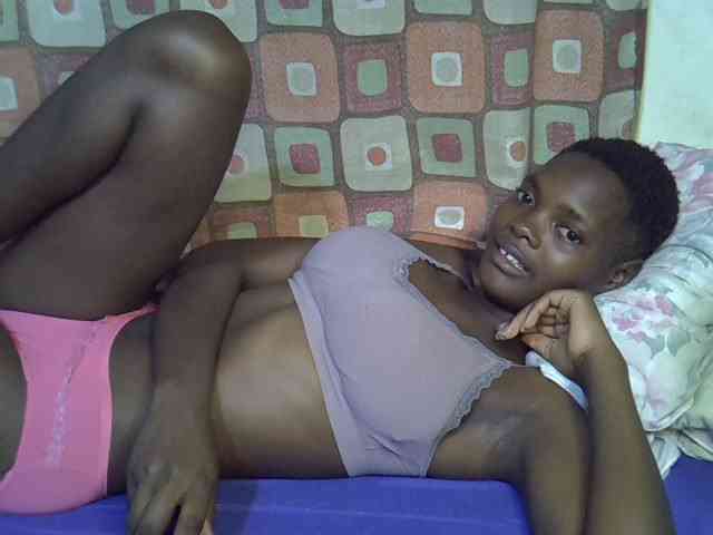 Slender-kerry webcam
