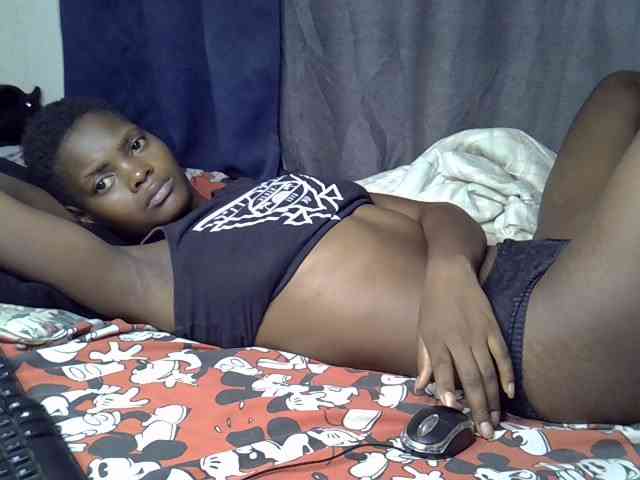 Slender-kerry webcam