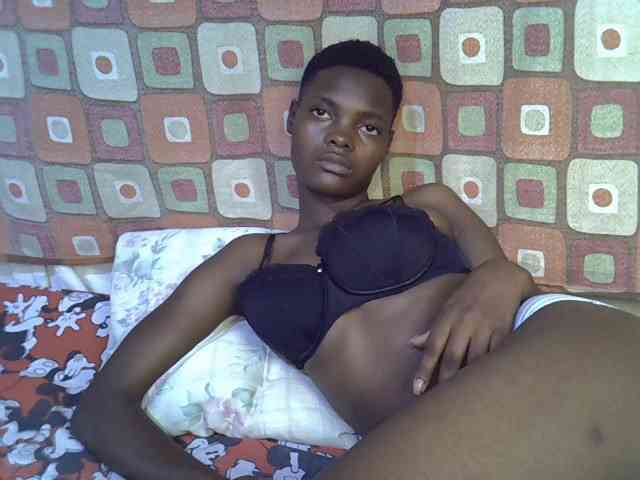 Slender-kerry webcam