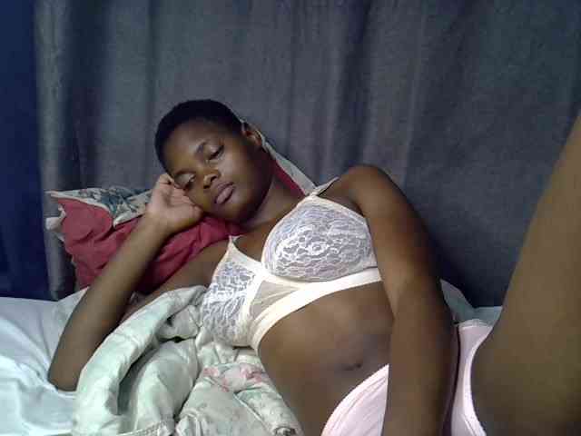 Slender-kerry webcam