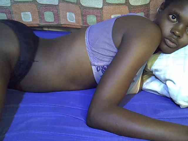 Slender-kerry webcam