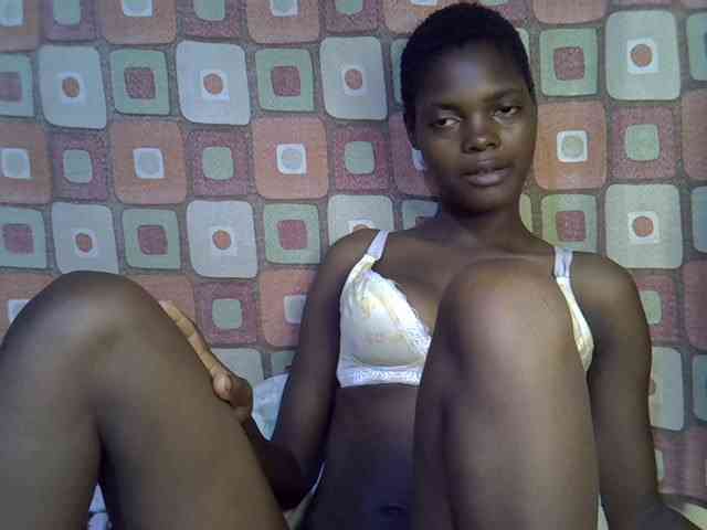 Slender-kerry webcam