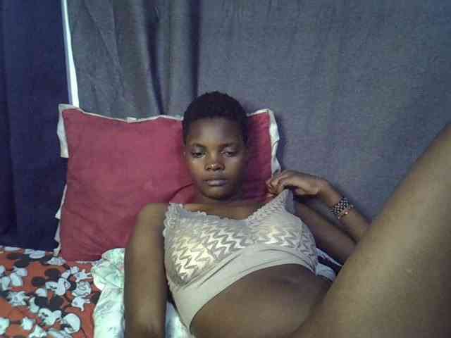 Slender-kerry webcam