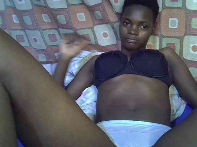 Slender-kerry webcam