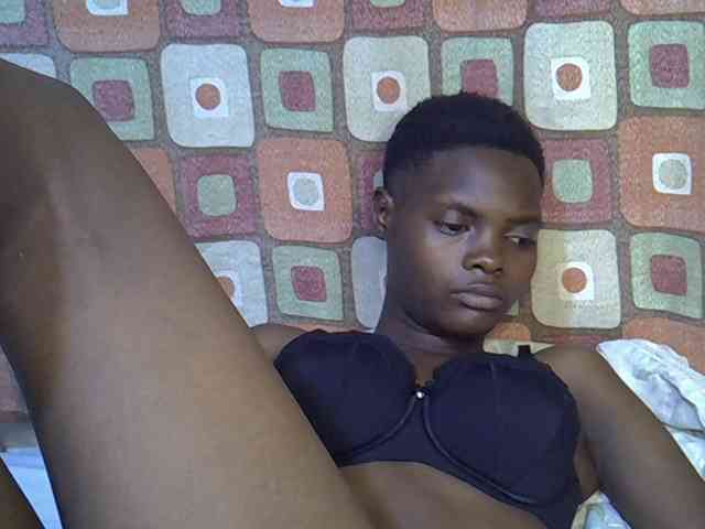 Slender-kerry webcam