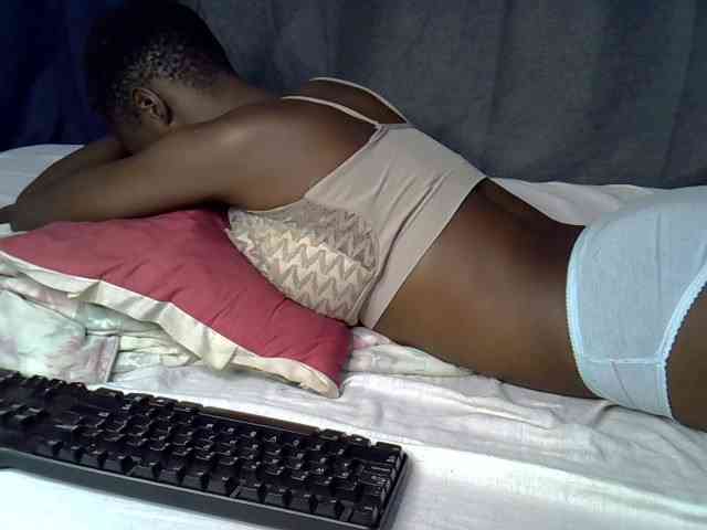 Slender-kerry webcam
