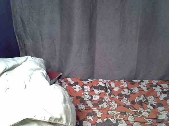 Slender-kerry webcam