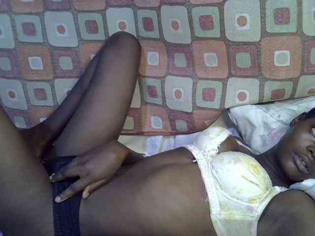Slender-kerry webcam