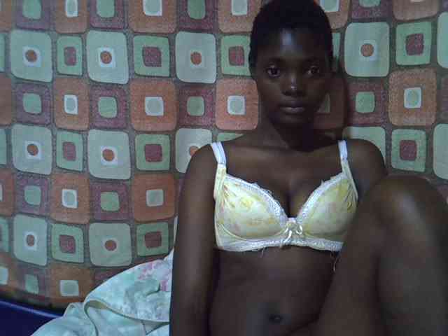 Slender-kerry webcam