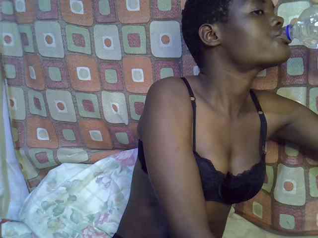 Slender-kerry webcam