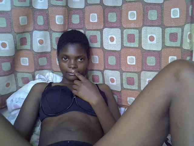 Slender-kerry webcam