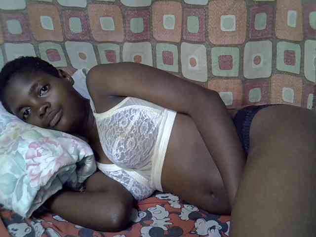 Slender-kerry Live Webcam on BongaCams