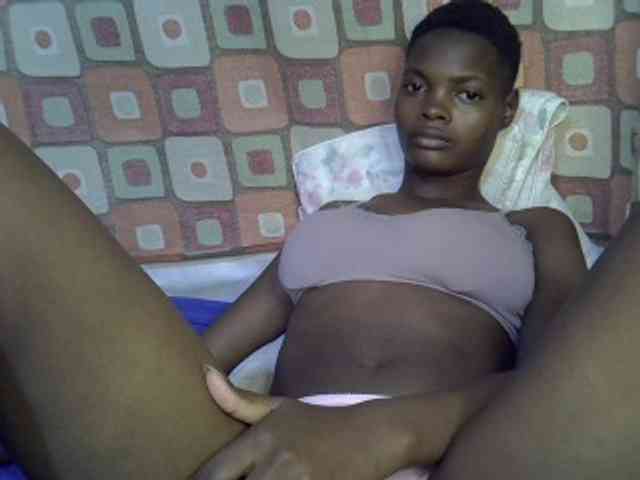 Slender-kerry webcam