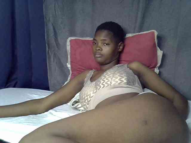 Slender-kerry webcam