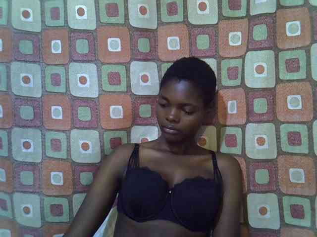 Slender-kerry webcam