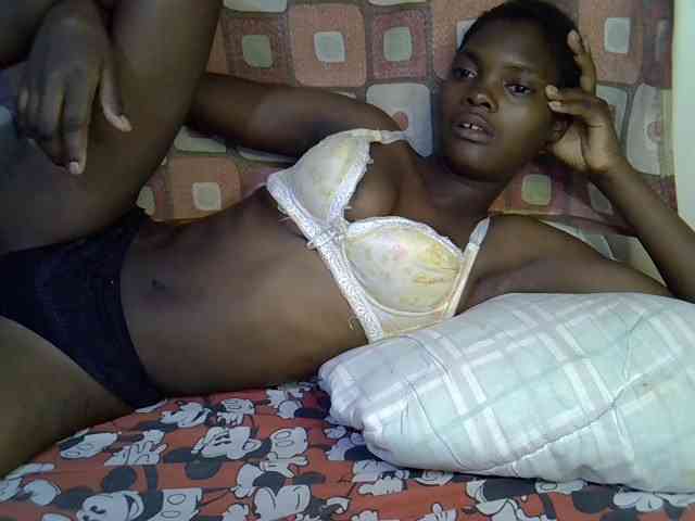 Slender-kerry webcam