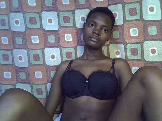 Slender-kerry webcam