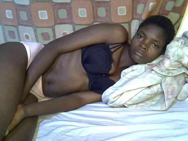 Slender-kerry webcam