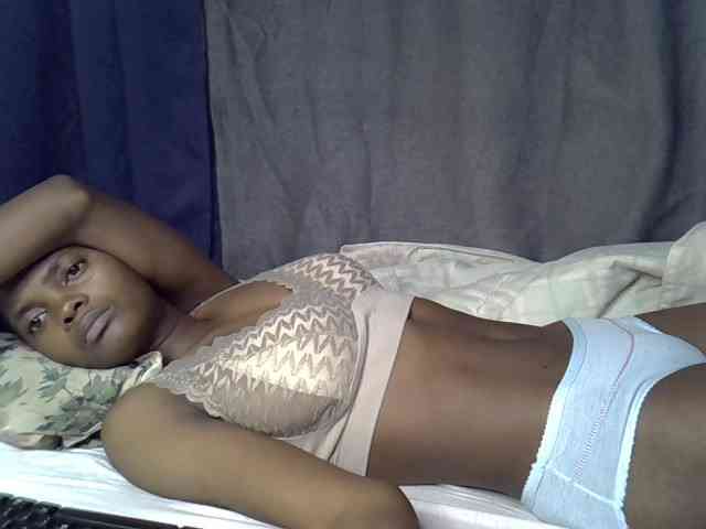 Slender-kerry webcam