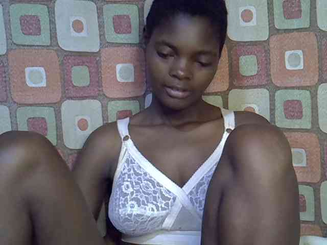 Slender-kerry webcam