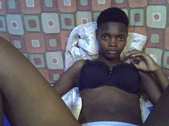 Slender-kerry webcam