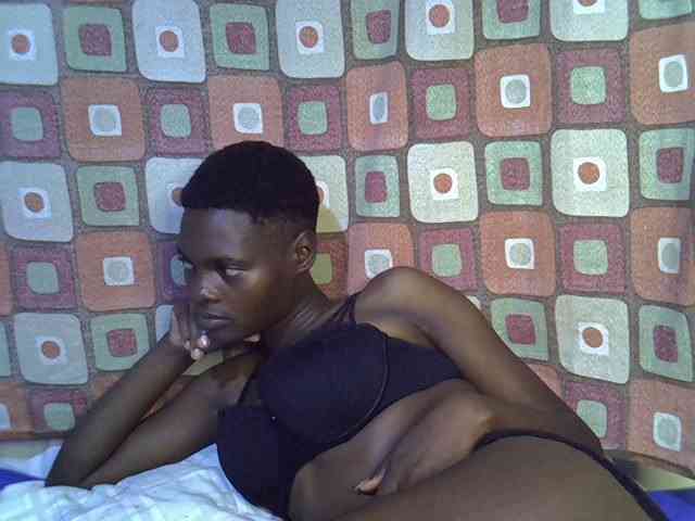 Slender-kerry webcam
