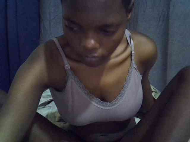 Slender-kerry webcam