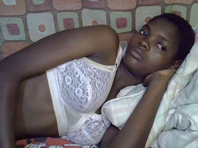 Slender-kerry webcam